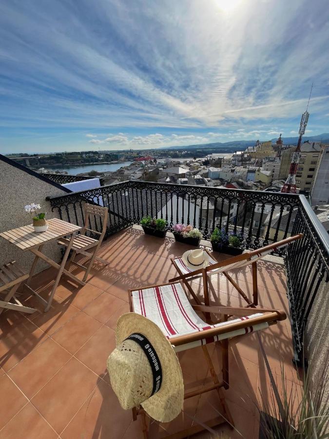Moderno Piso Con La Mejor Terraza De Ribadeo Y Vistas Maravillosas Exterior foto