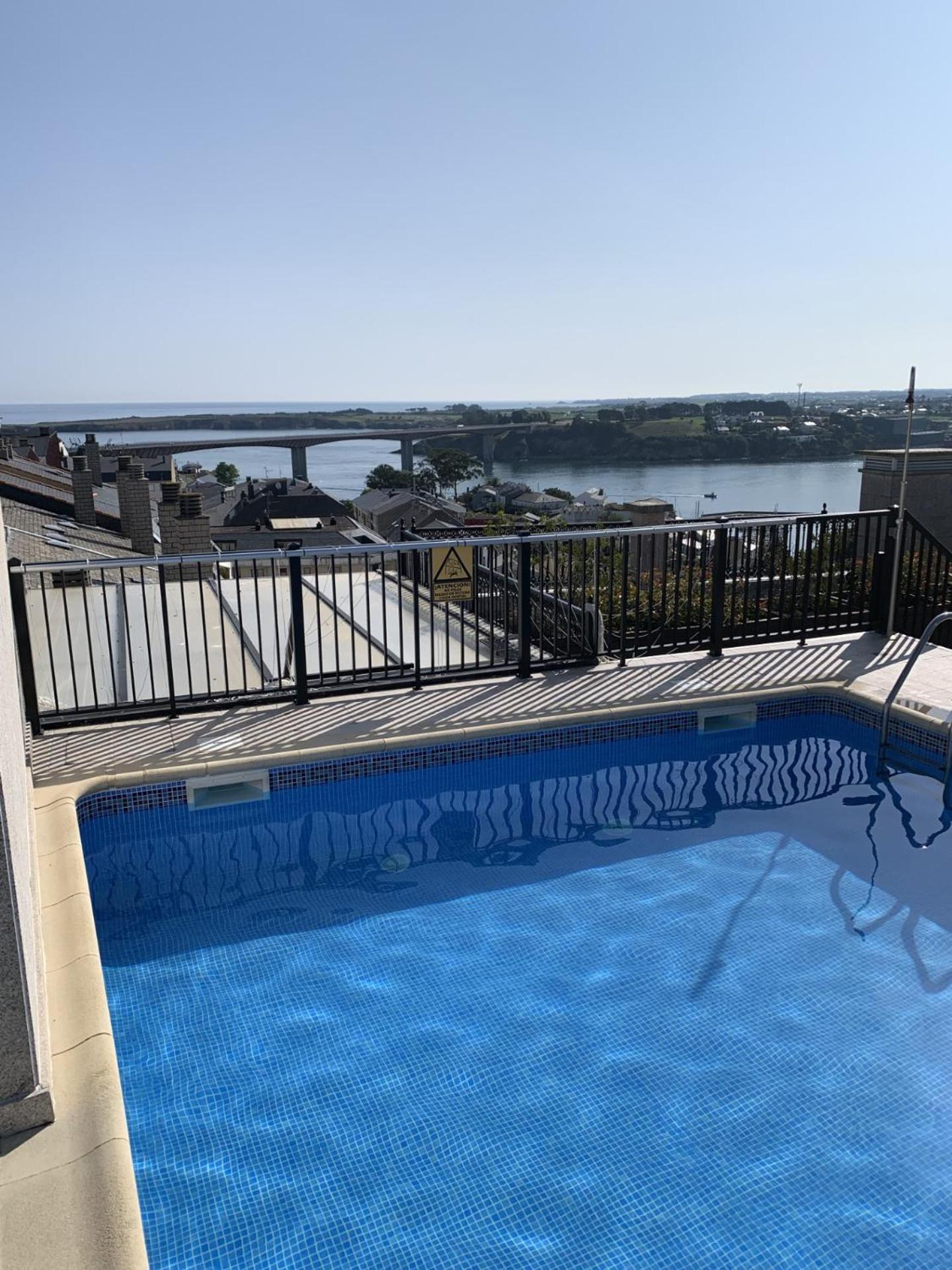Moderno Piso Con La Mejor Terraza De Ribadeo Y Vistas Maravillosas Exterior foto